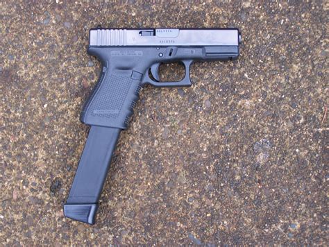 guns similar to Glock 19